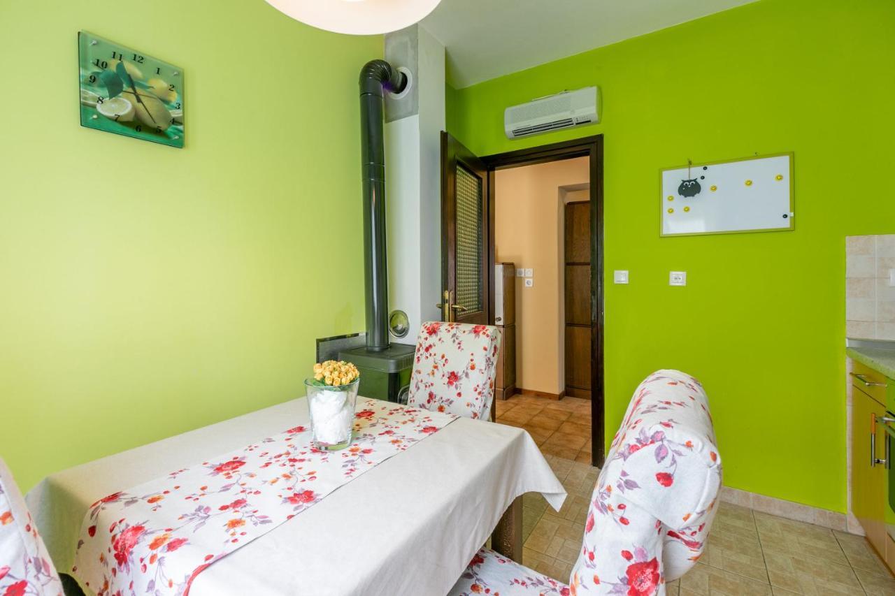 Apartments Zec Selce Exterior foto